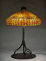 18" Straight lines Tiffany Lamp