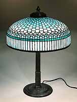 22" Curtain border tiffany table lamp