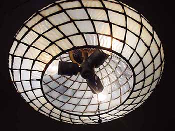 Lens Tiffany style lamp